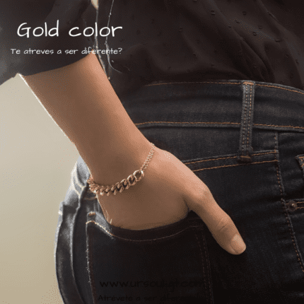 Agrega un toque de encanto diario con nuestras bellas pulseras colección Gold color