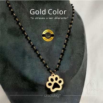 Huella de Amor: Cadena con Cuentas Doradas y Negras y Dije de Mascota