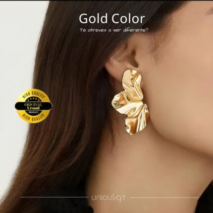 Petalos Dorados: Aretes de Flor Elegante de la Colección Gold Color
