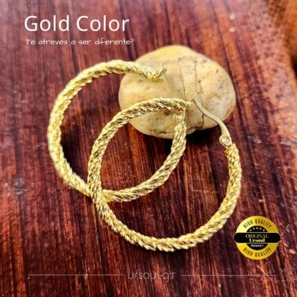 Argollas Entrelazadas de Luz - Aretes Entorchados de la Colección Gold Color